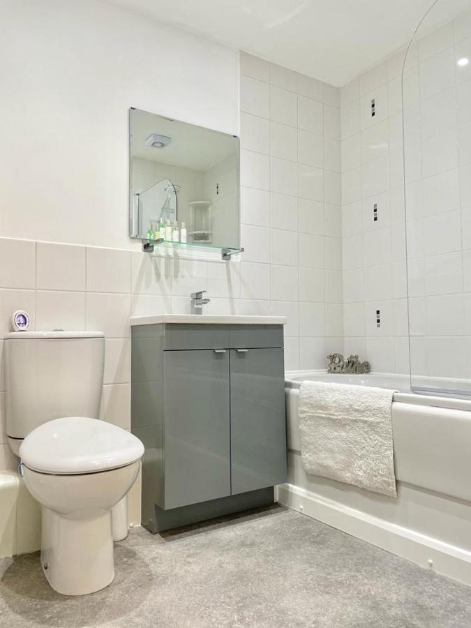1 Merchants Gate - 2 Bedroom, City Apartment With Private Parking York Kültér fotó