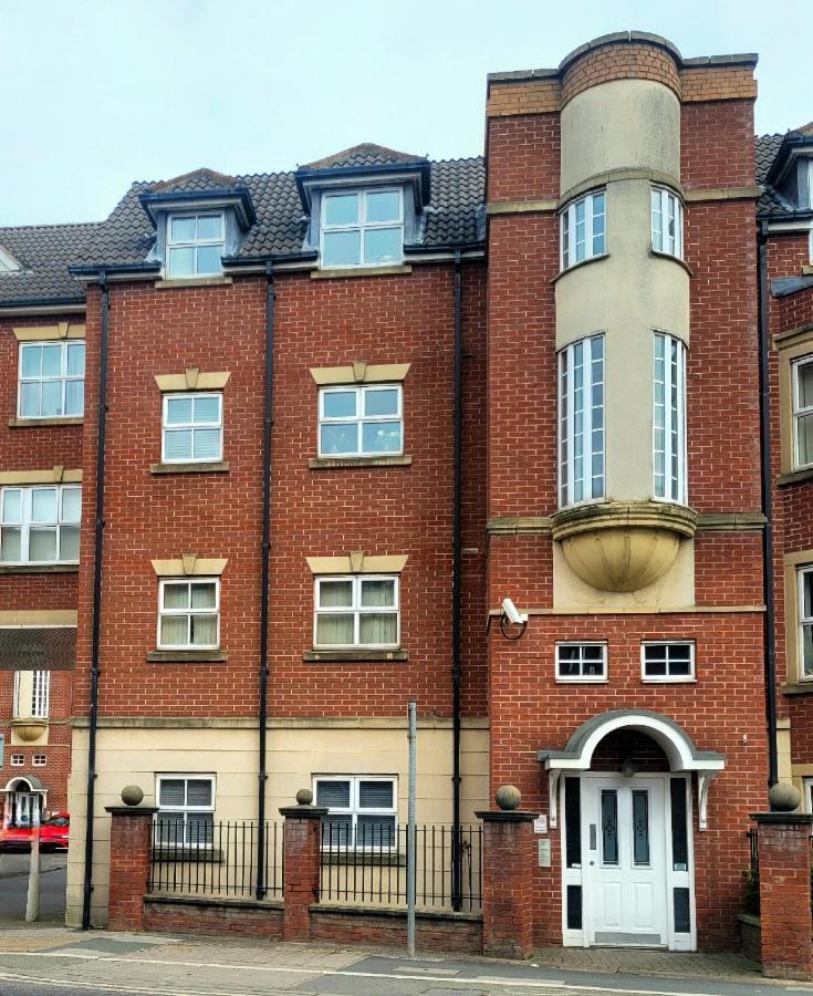 1 Merchants Gate - 2 Bedroom, City Apartment With Private Parking York Kültér fotó