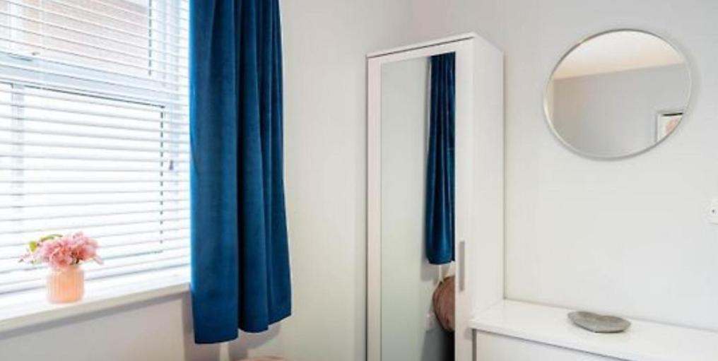 1 Merchants Gate - 2 Bedroom, City Apartment With Private Parking York Kültér fotó